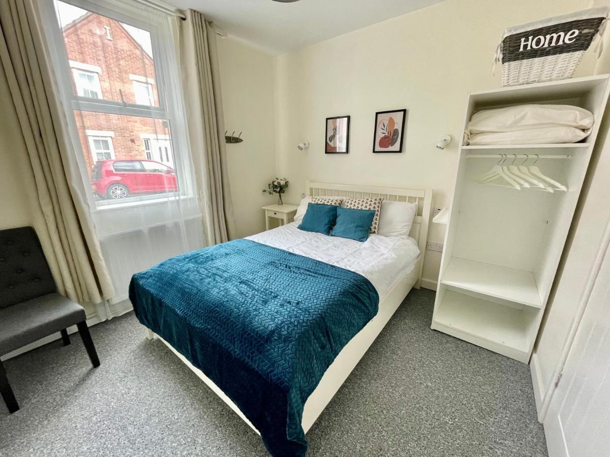 The Corner House - Modern Chesterfield Town Centre Apartments Kültér fotó